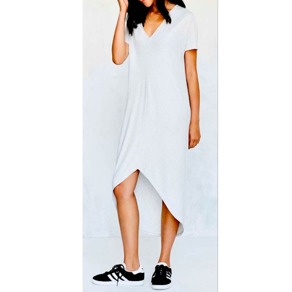 Silence and Noise Ribbed Cocoon Midi Dress